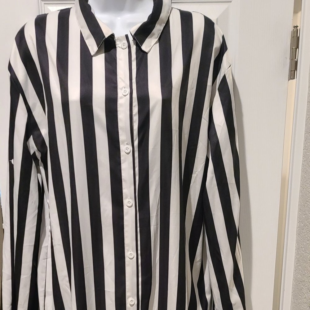 Black and White Striped Top and Pants Set